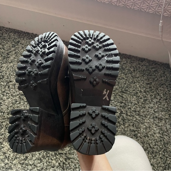 Y2K Clogs - Picture 2 of 4